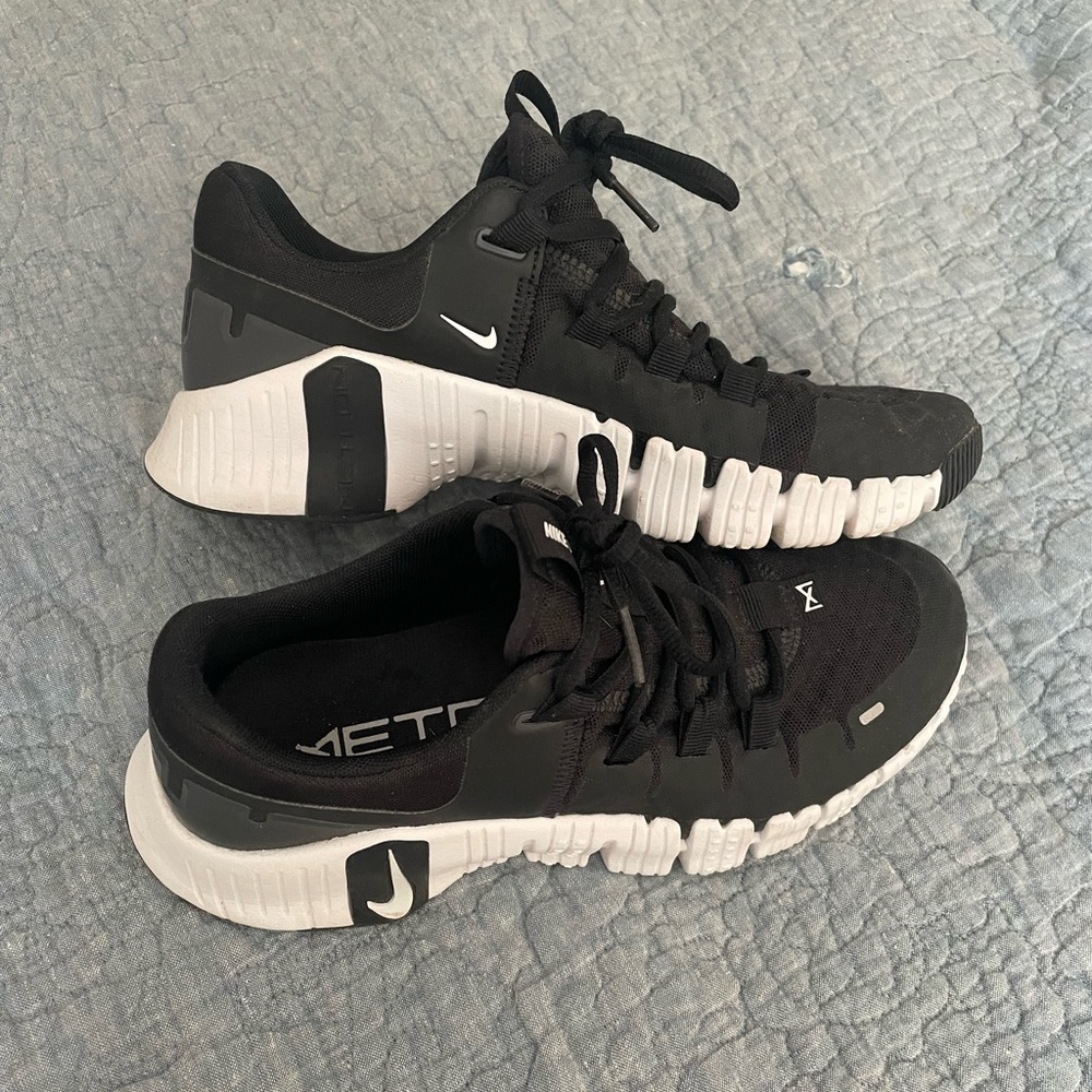 Women’s Nike Metcons, size 8, black